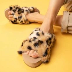 Toms Womens Susie Cross Over Vegan Slippers - Natural Leopard -Shoe Sales Shop Toms SusieSlipper NaturalLeo 1 11